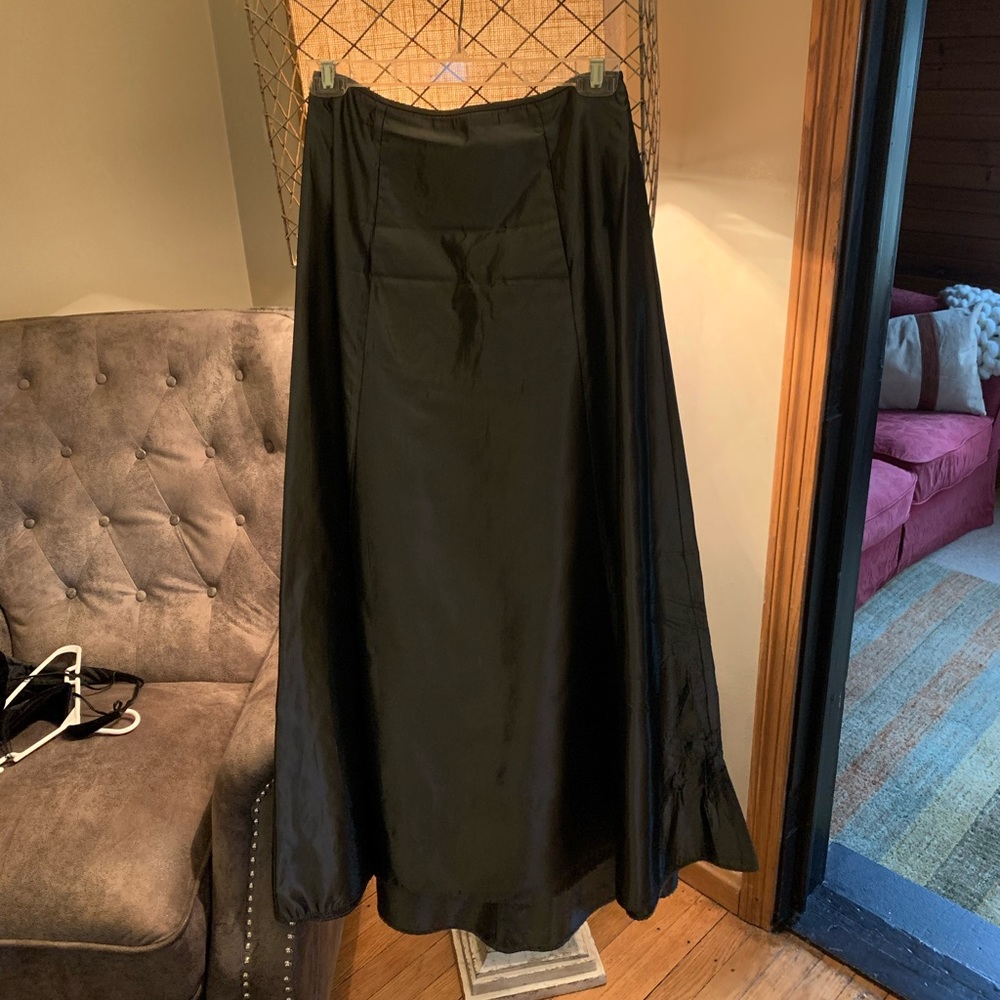 Scott McClintock gray taffeta maxi skirt